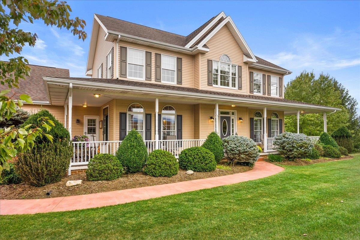 38 Teaberry Ct