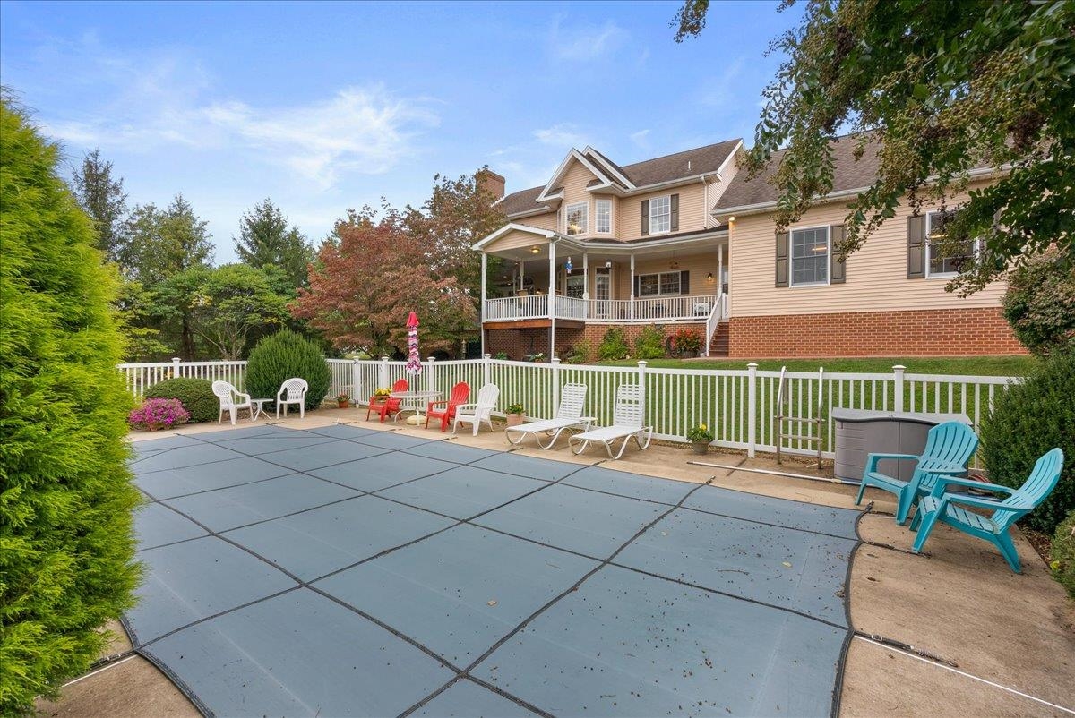 38 Teaberry Ct