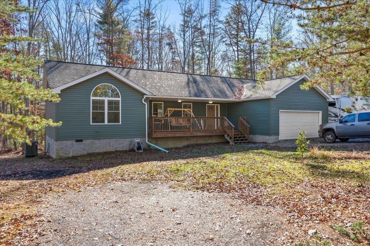 157 Plecker Dr