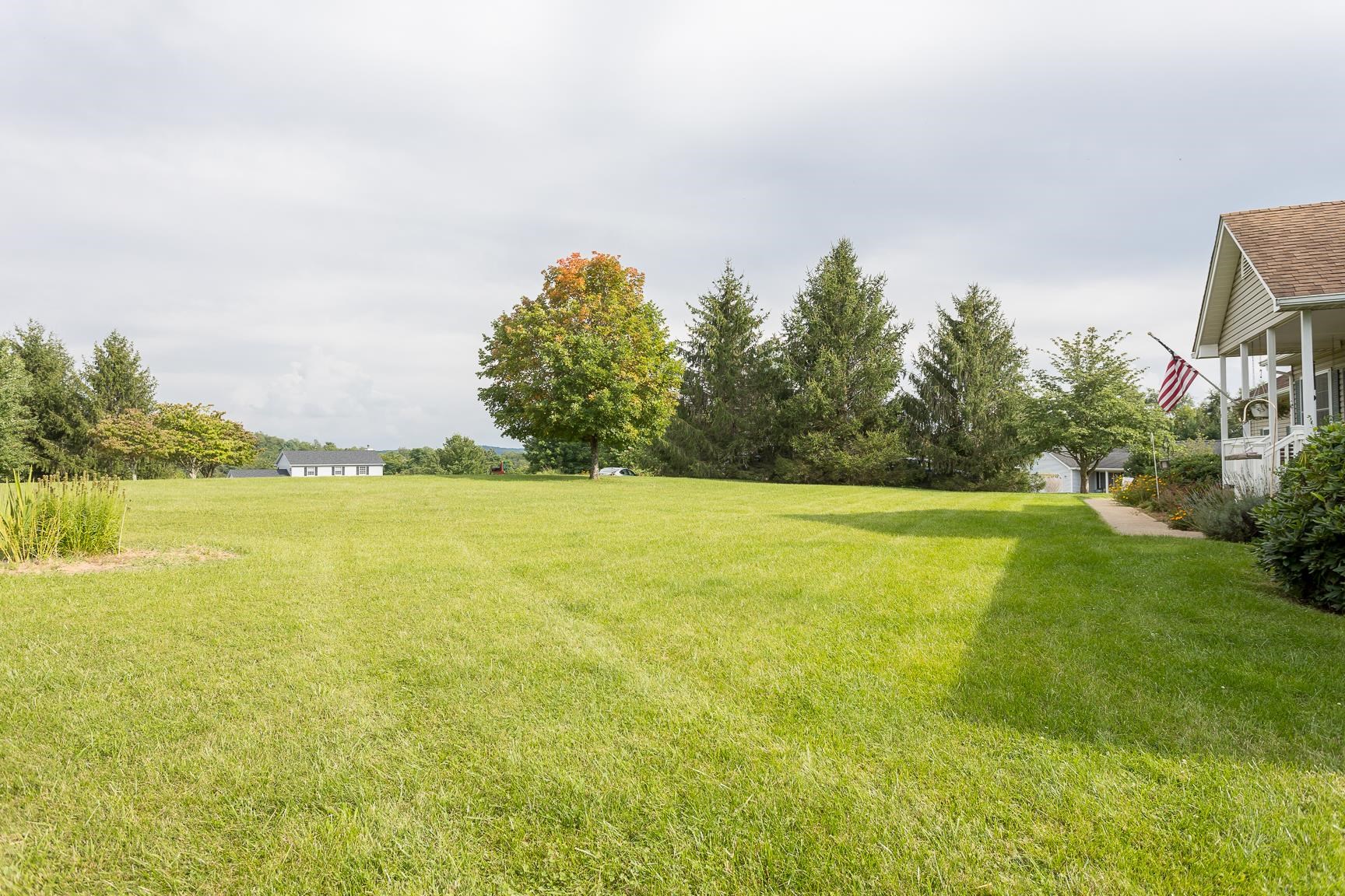 53 Teaberry Ct