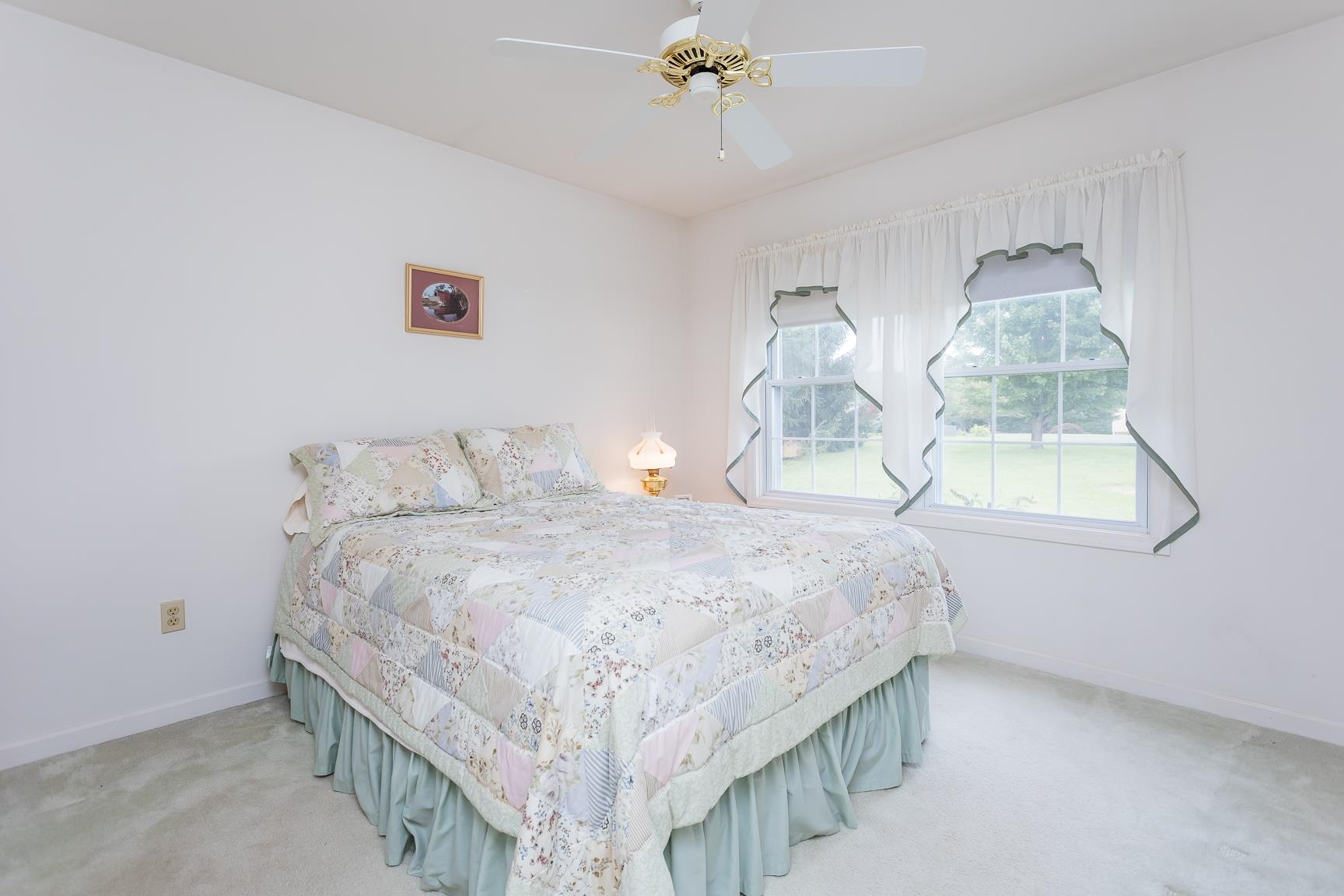 53 Teaberry Ct
