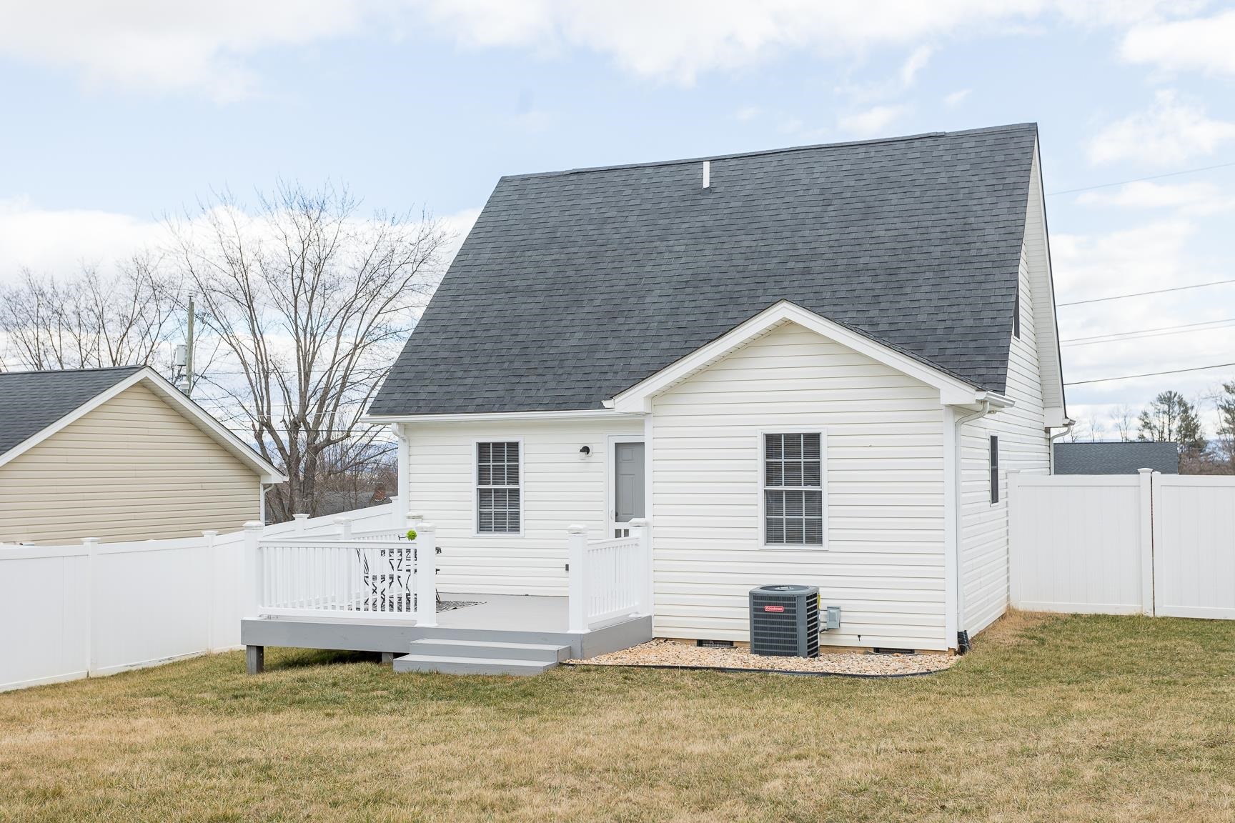 67 Augusta St