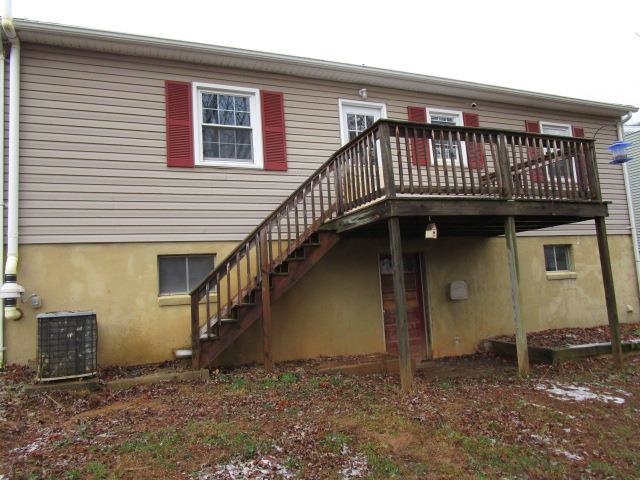 322 Sharon Ln