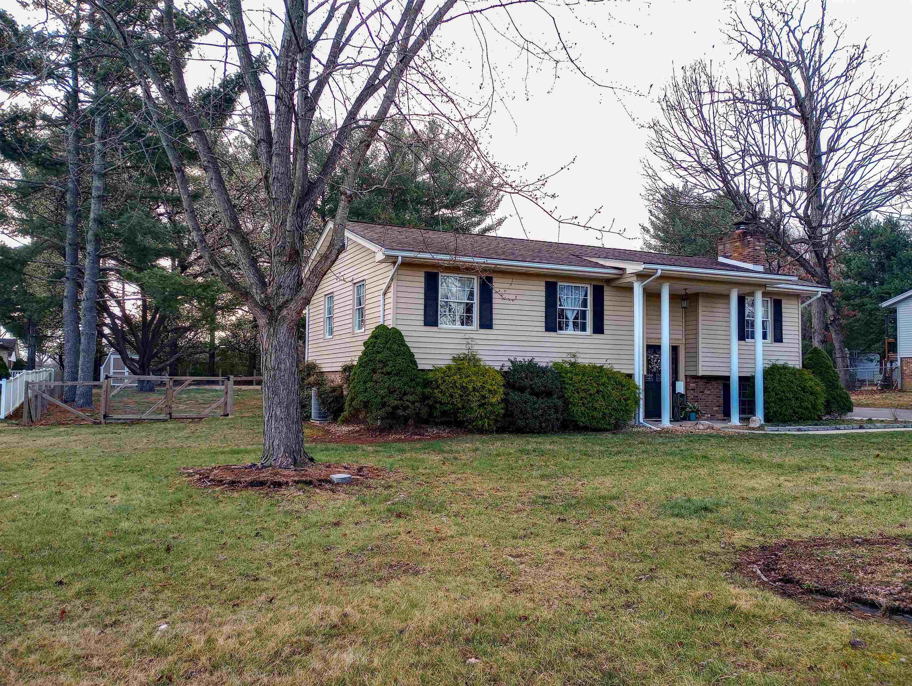 124 Forest Springs Dr