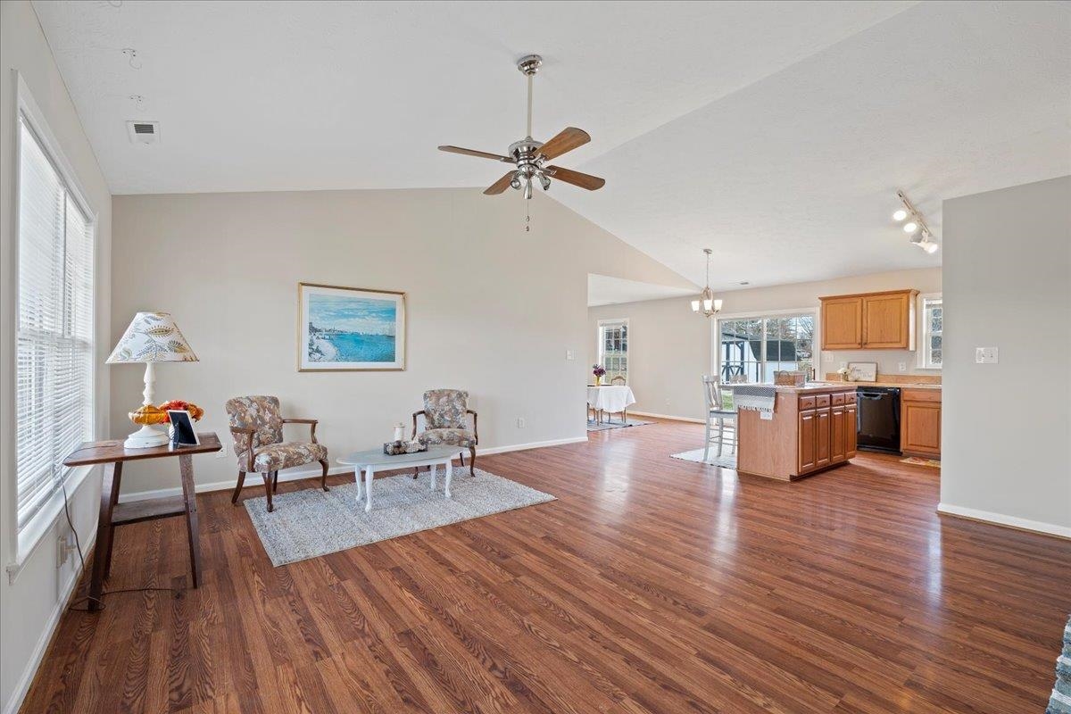 29 Clayton Ct