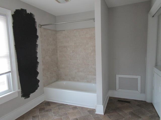 126 Thompson St
