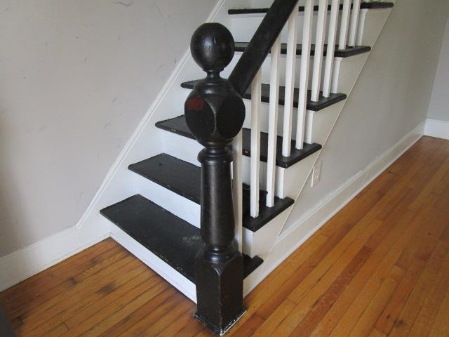 126 Thompson St