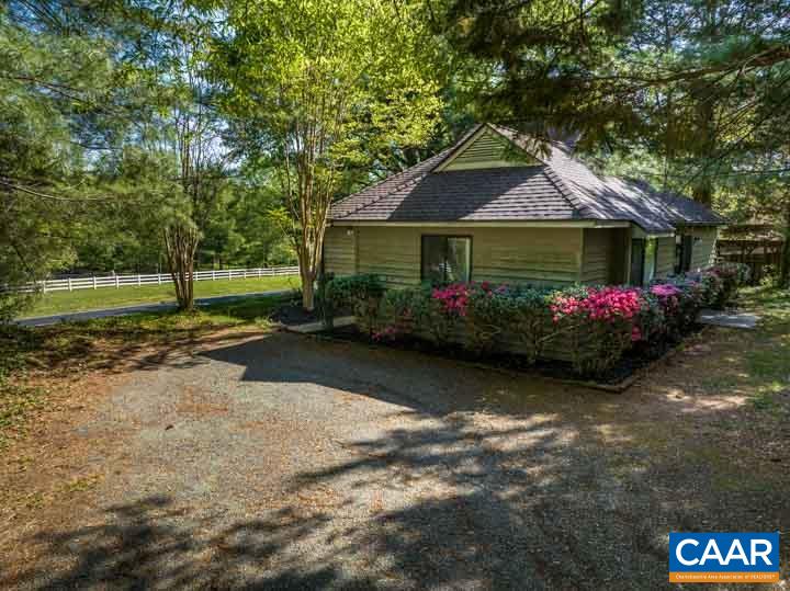 Don't miss this home priced to sell! Mill Creek offering with primary bedroom on main level! Just minutes from Downtown Charlottesville, shopping and dining. Easy access to I-64 for commuters.
