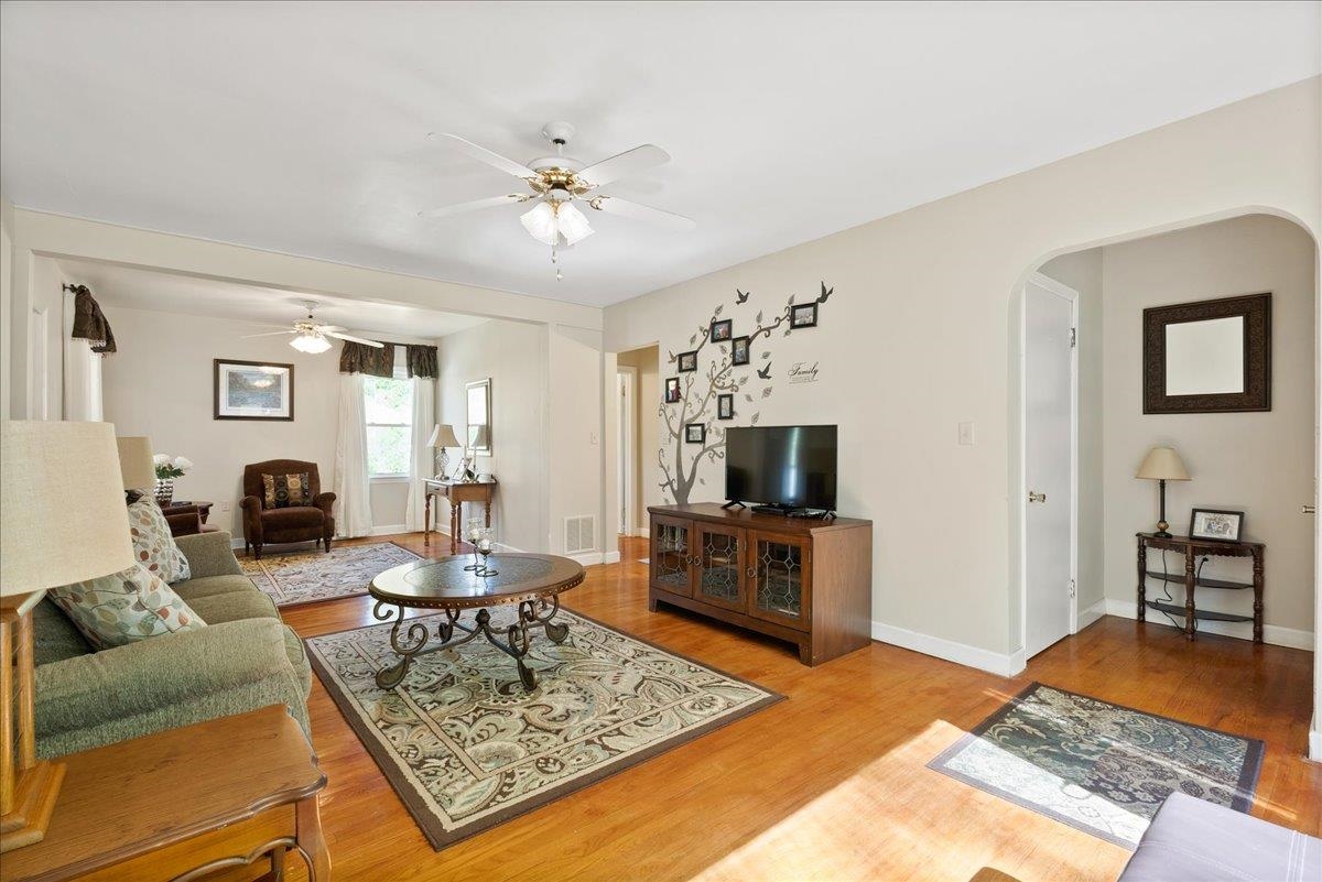 5612 Jackson River Rd