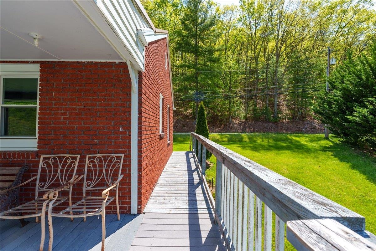 5612 Jackson River Rd