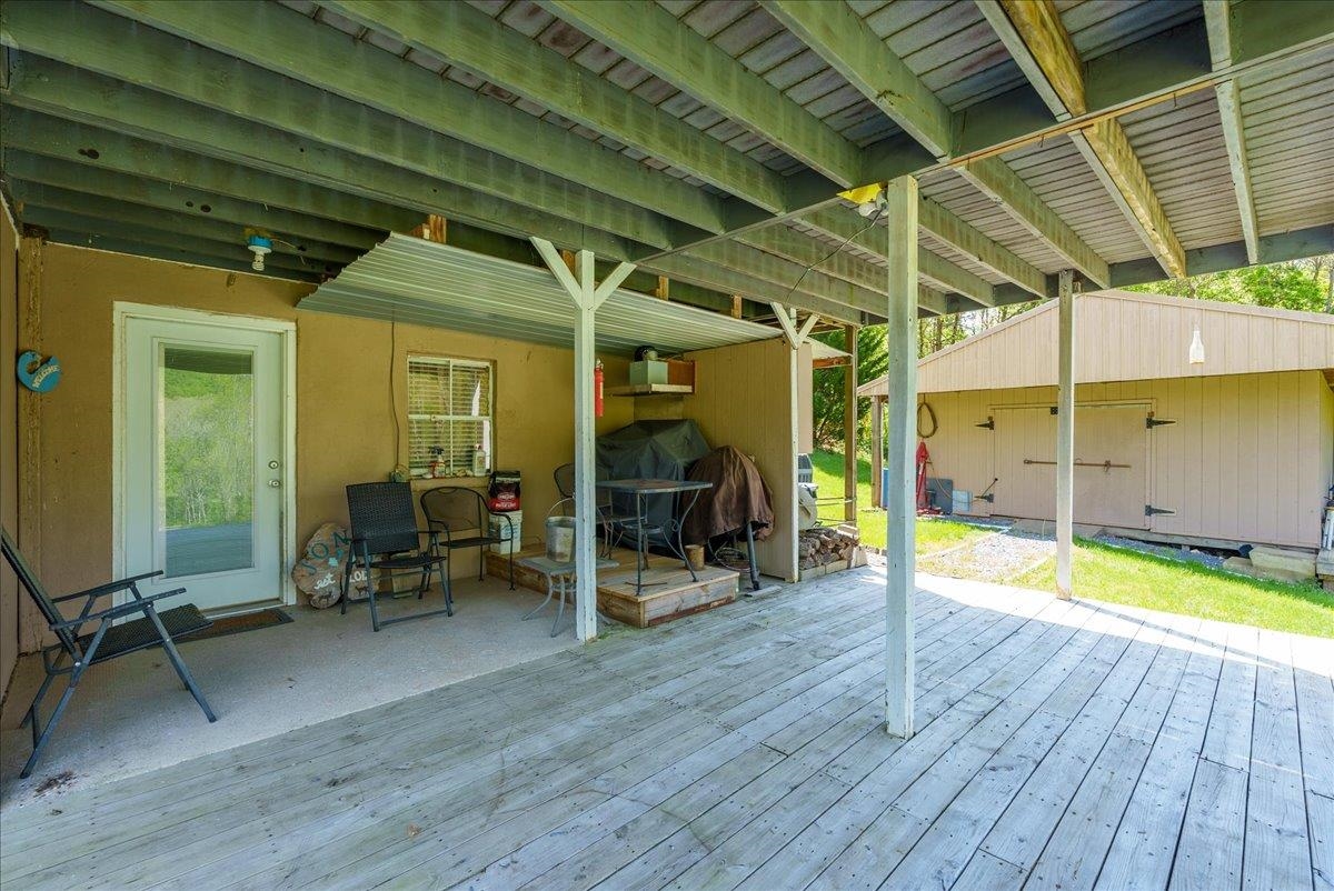 5612 Jackson River Rd