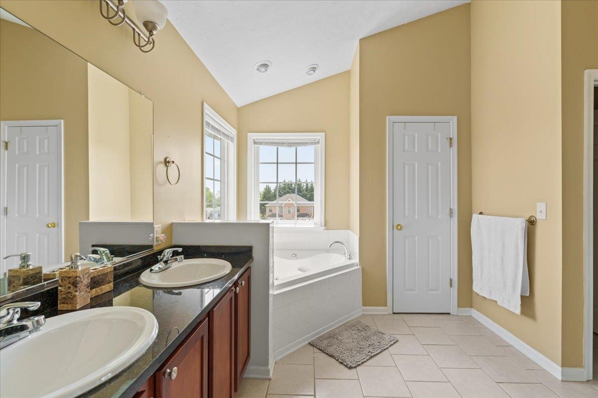 104 Shawn Cir