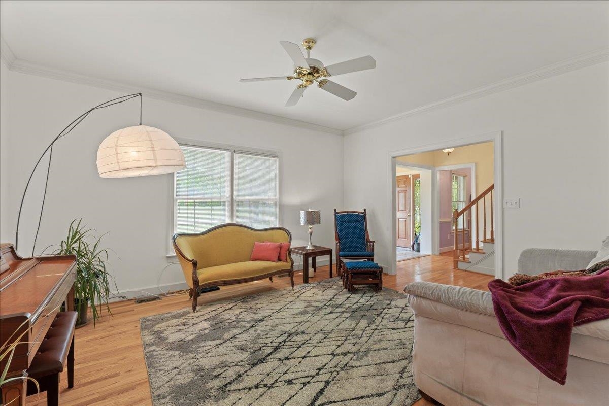 505 Pelham Dr