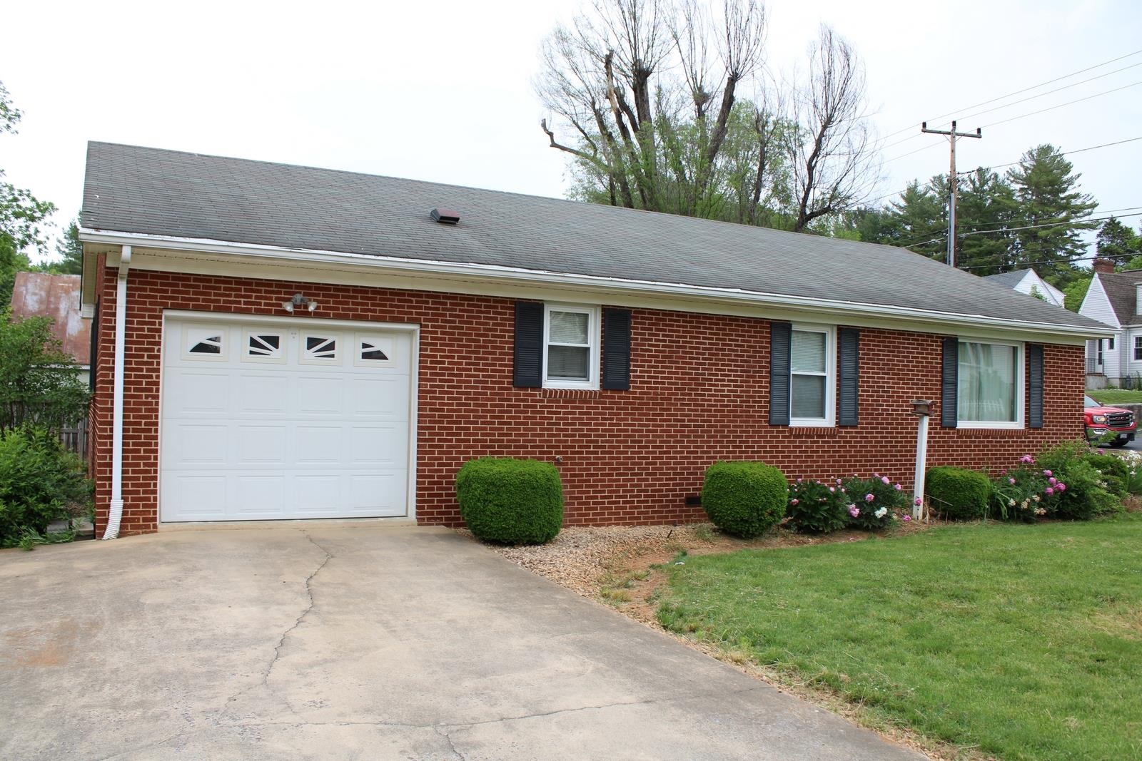 1400 Springhill Rd