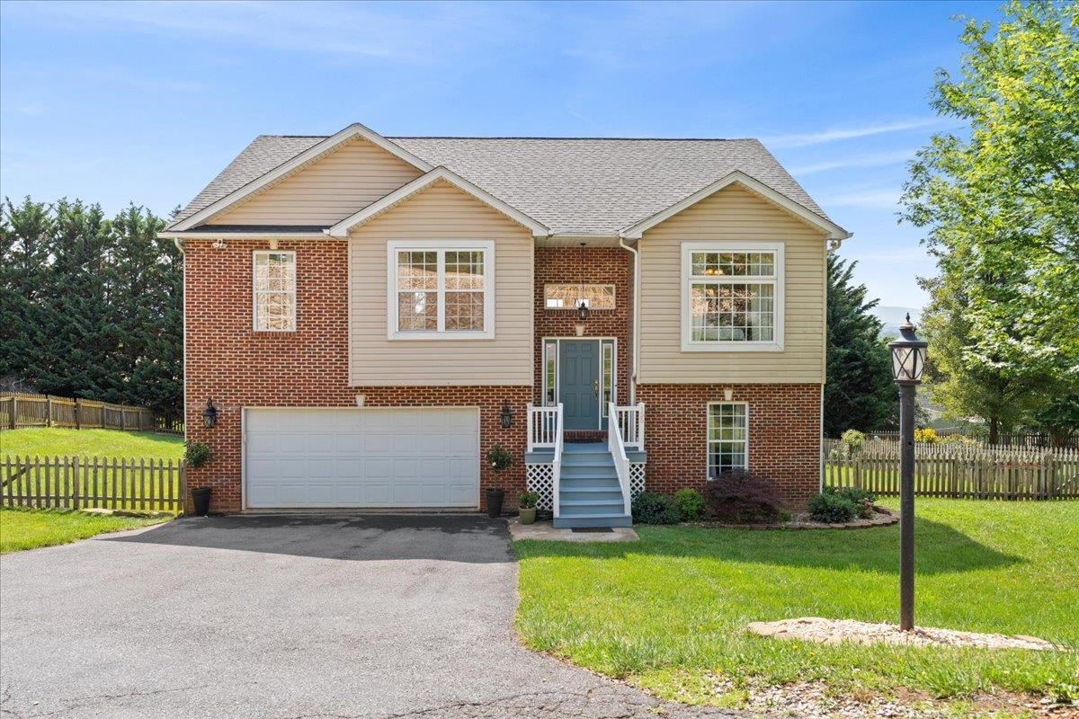 155 Valley View Ave