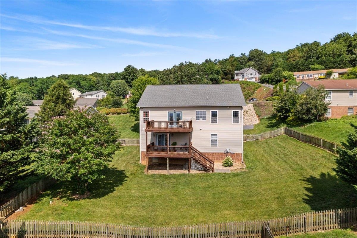 155 Valley View Ave