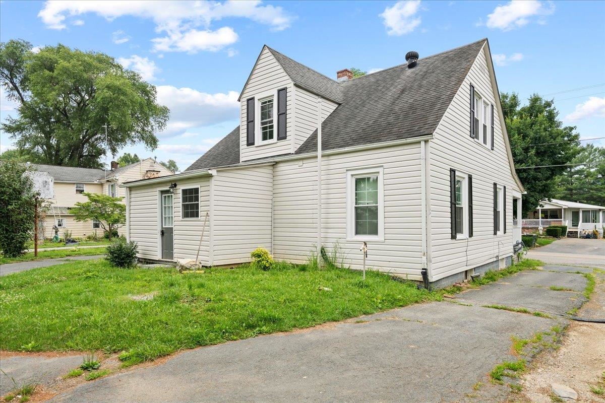 544 Battlefield Rd