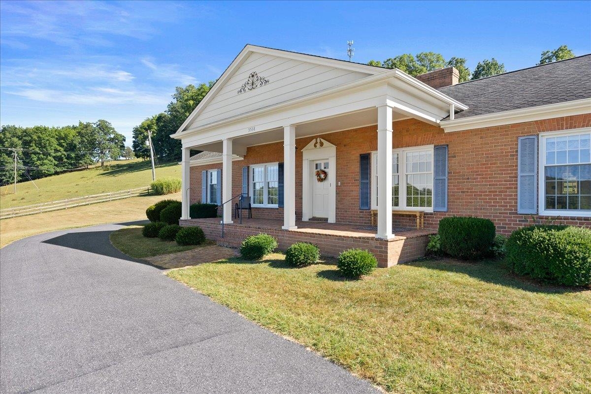 3538 Churchville Ave