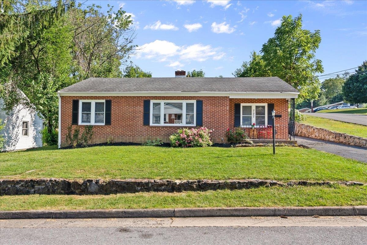 727 Cherry Hill Dr
