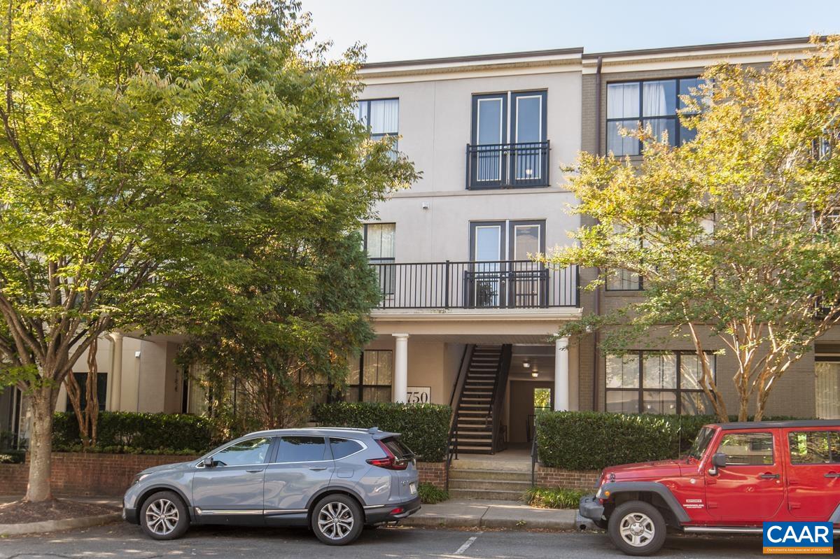 Great opportunity to own an entry level 1 bedroom condo with easy walking to UVA hospital and grounds where you can enjoy concerts and sporting events, and to the downtown mall shops and restaurants. Features of this home include a kitchen with granite counters, dining area, laundry closet, spacious living room, bedroom with 2 closets, full bath with tub/shower and a long sunny terrace. Walker Square Condominiums offer maintenance free living in the middle of Charlottesville. Take advantage of the community clubhouse, pool and fitness center which are just steps away. HOA fee includes internet, exterior maintenance, pool, community clubhouse, pool, fitness center and trash removal.