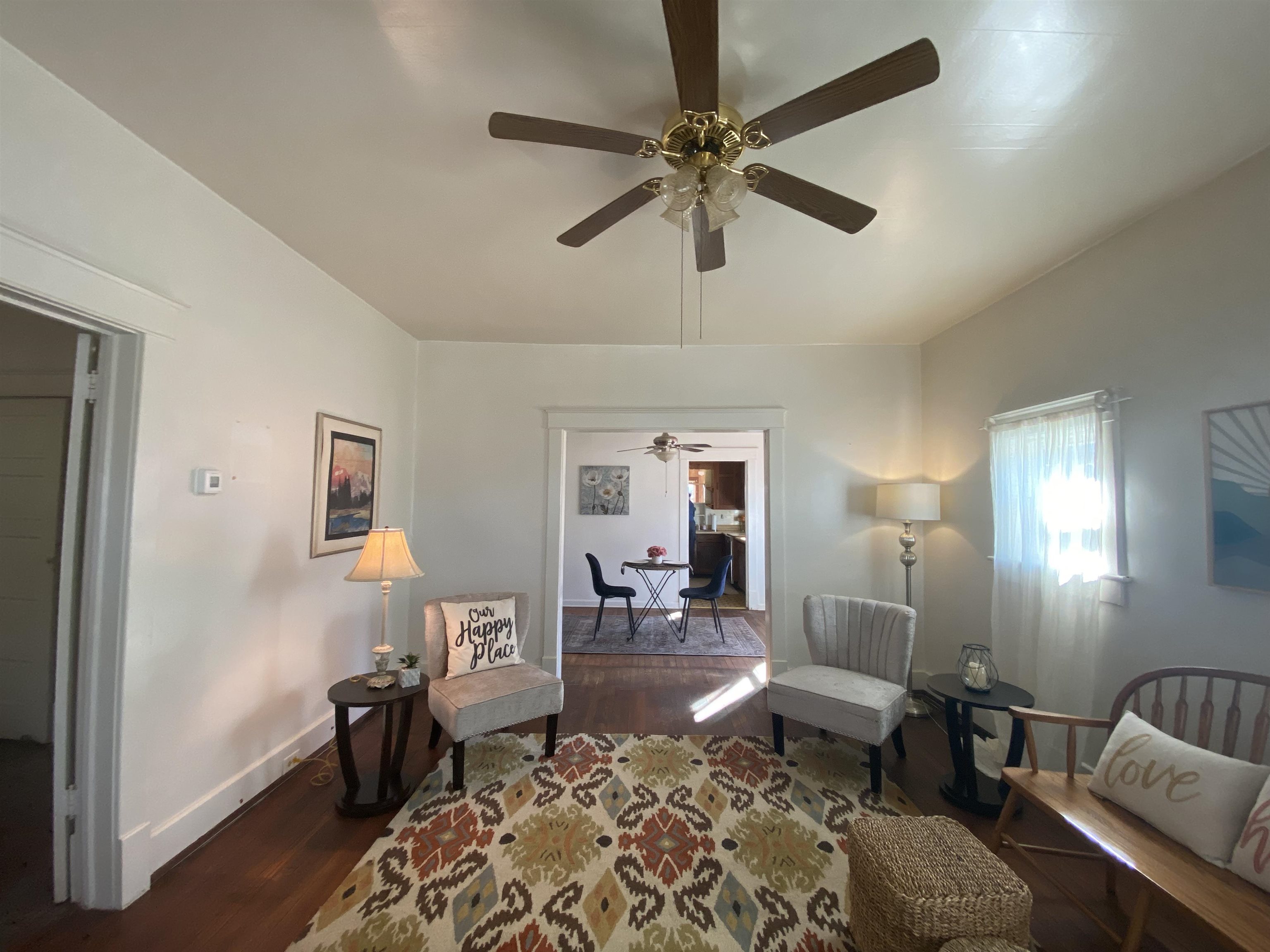 118 W Liberty St W