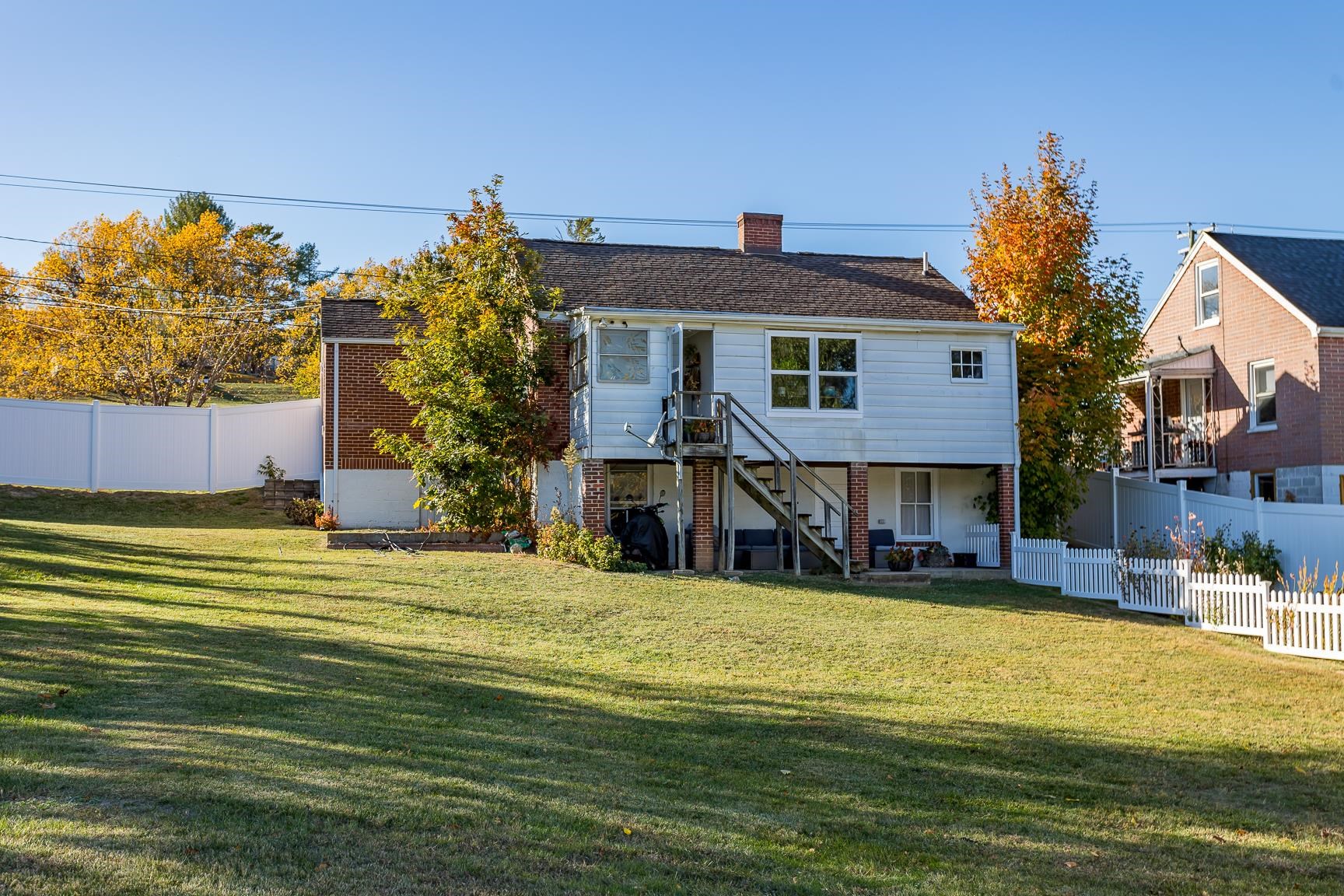 323 Grubert Ave