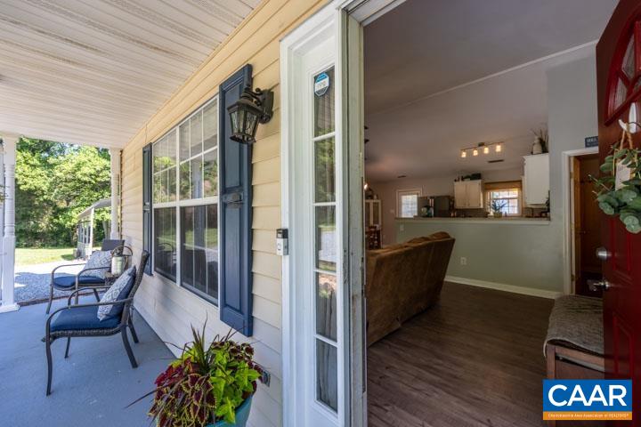 188 Rustling Oaks Way