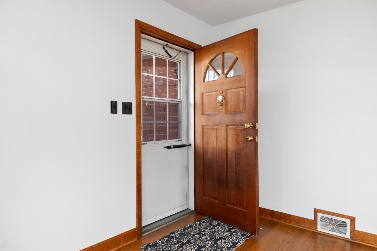 5294 Lee Jackson Hwy