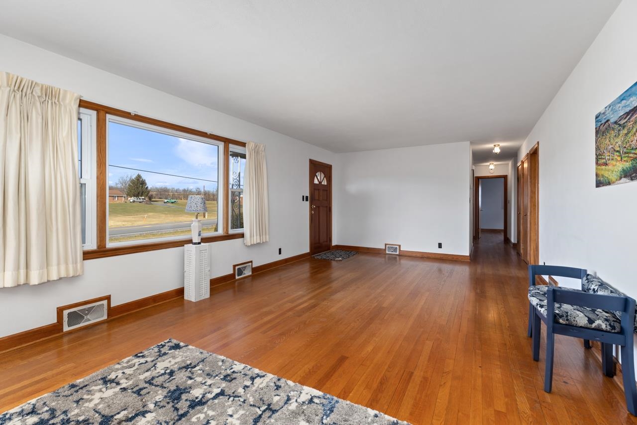 5294 Lee Jackson Hwy