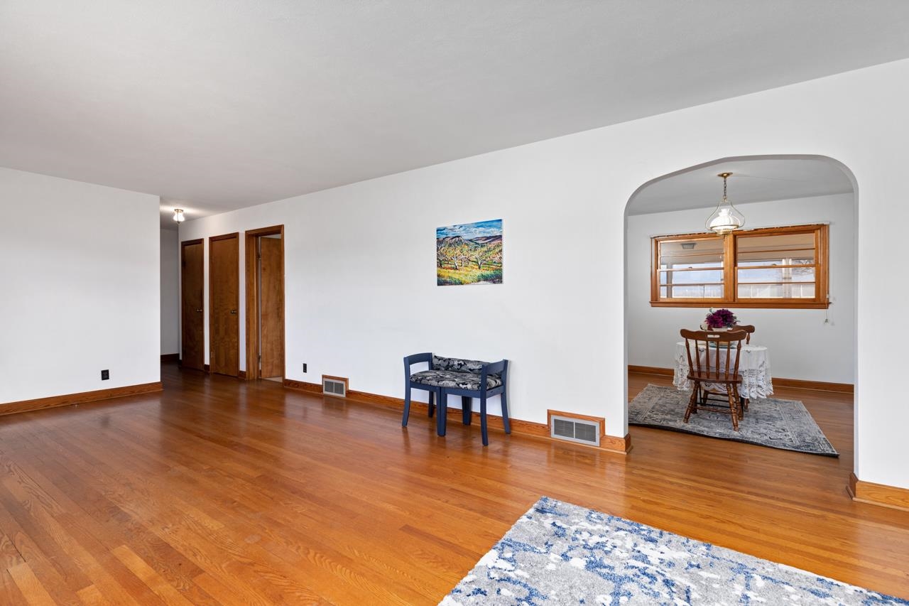 5294 Lee Jackson Hwy