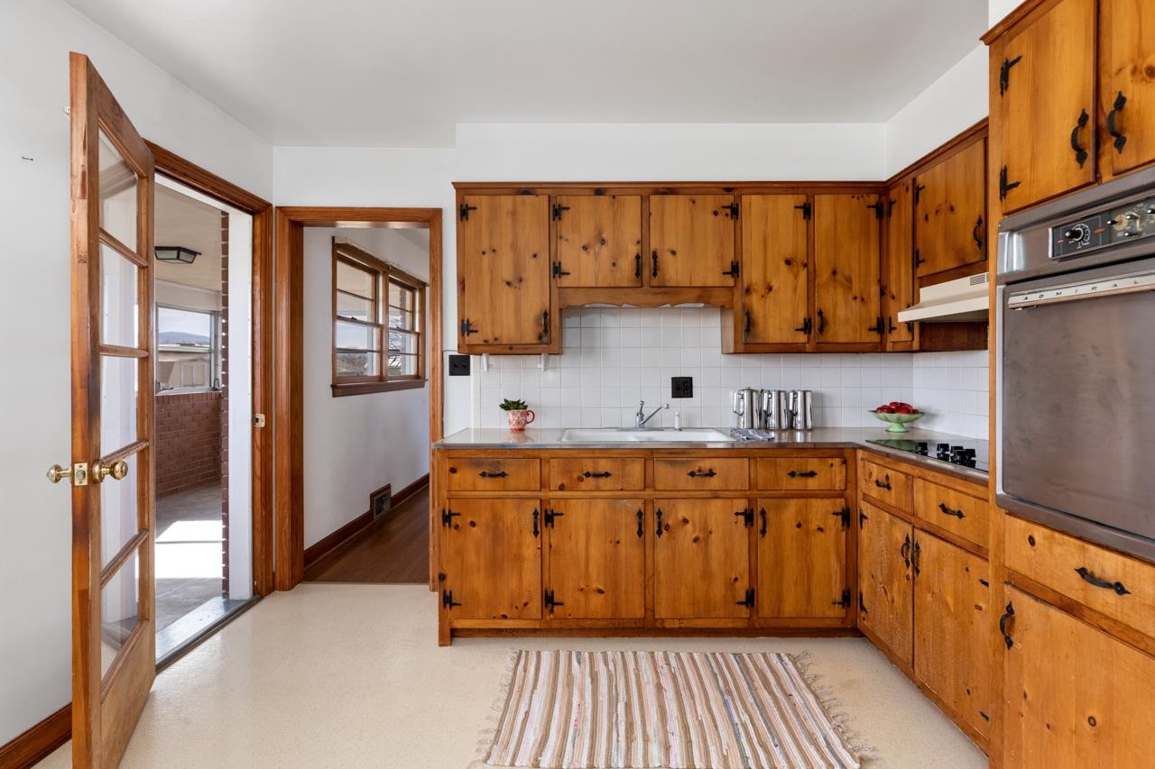 5294 Lee Jackson Hwy