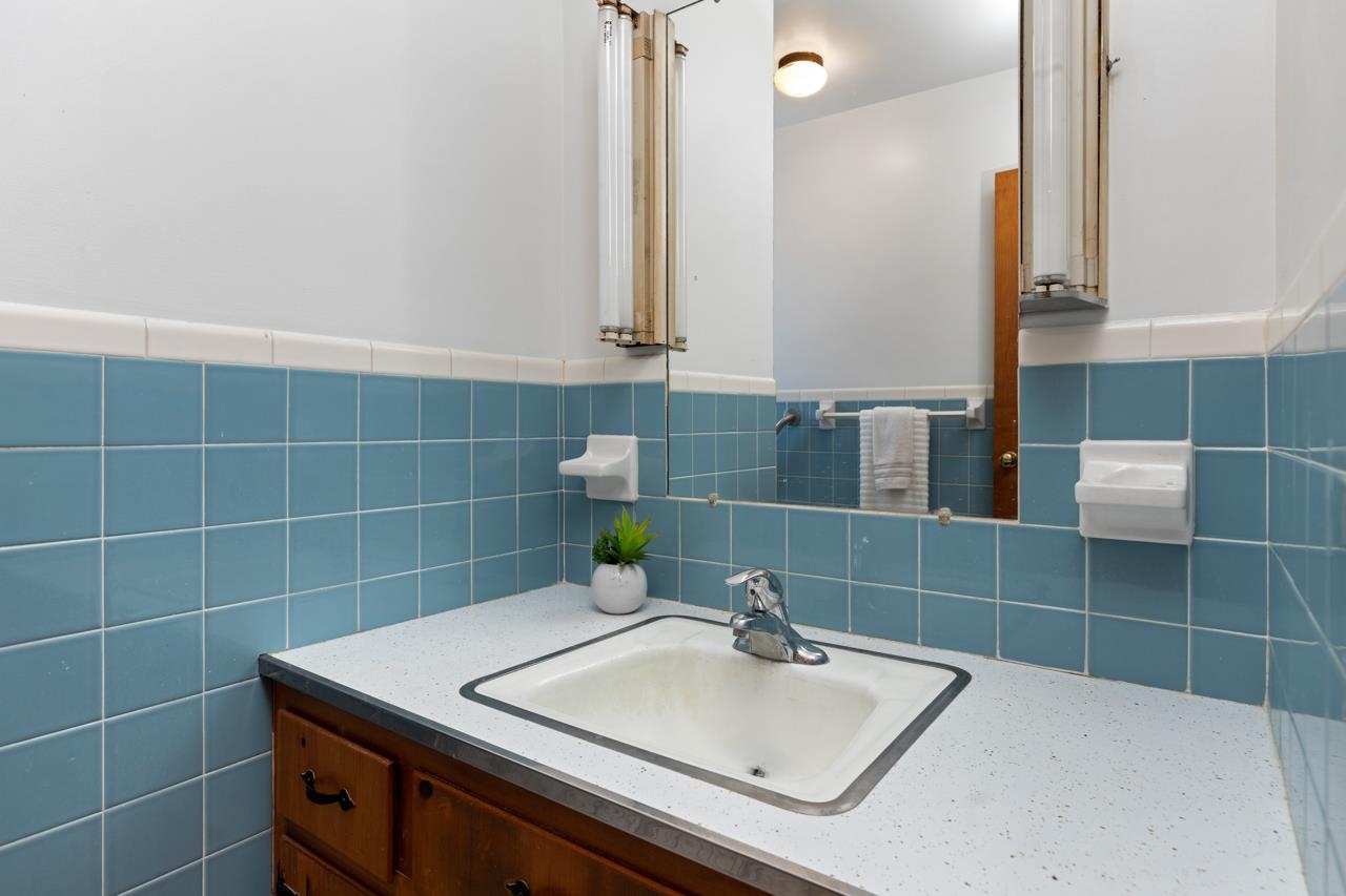 5294 Lee Jackson Hwy