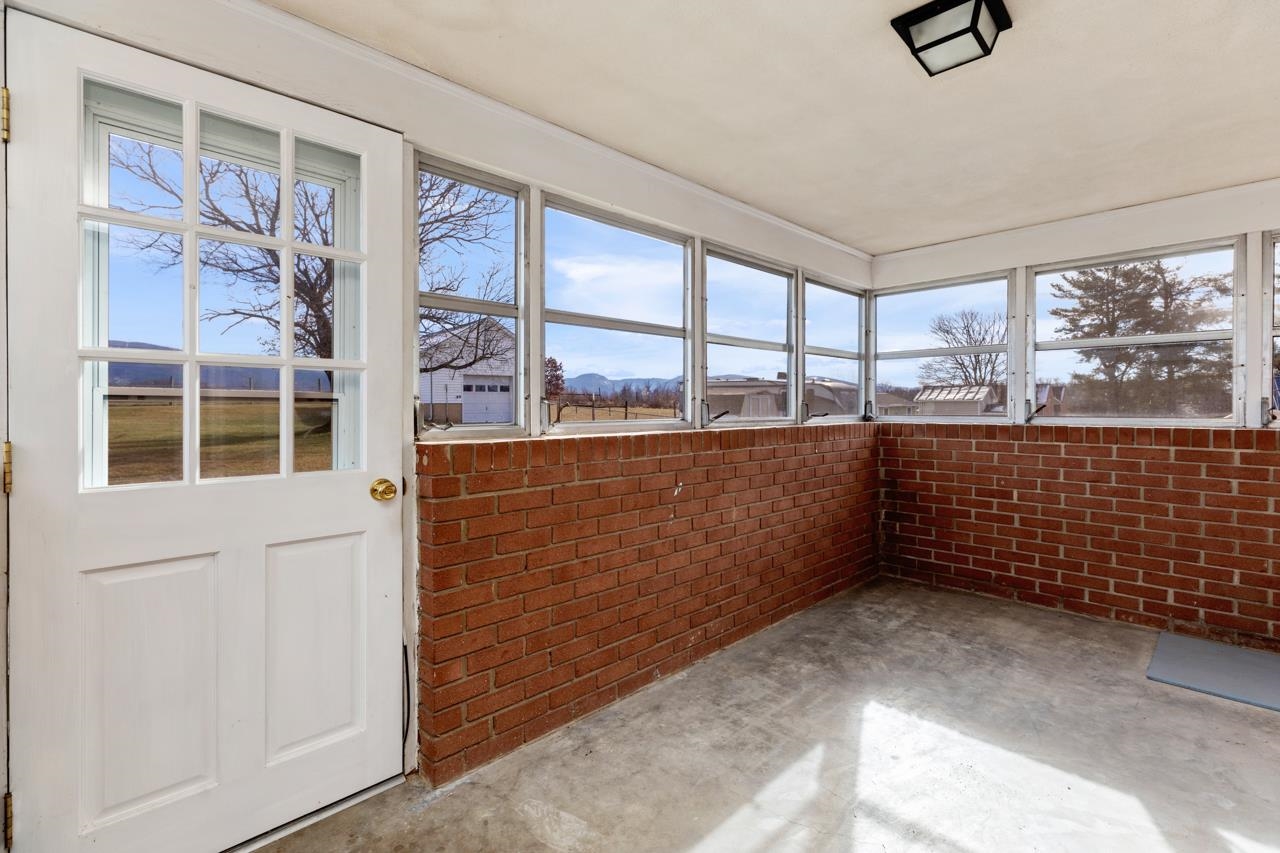 5294 Lee Jackson Hwy