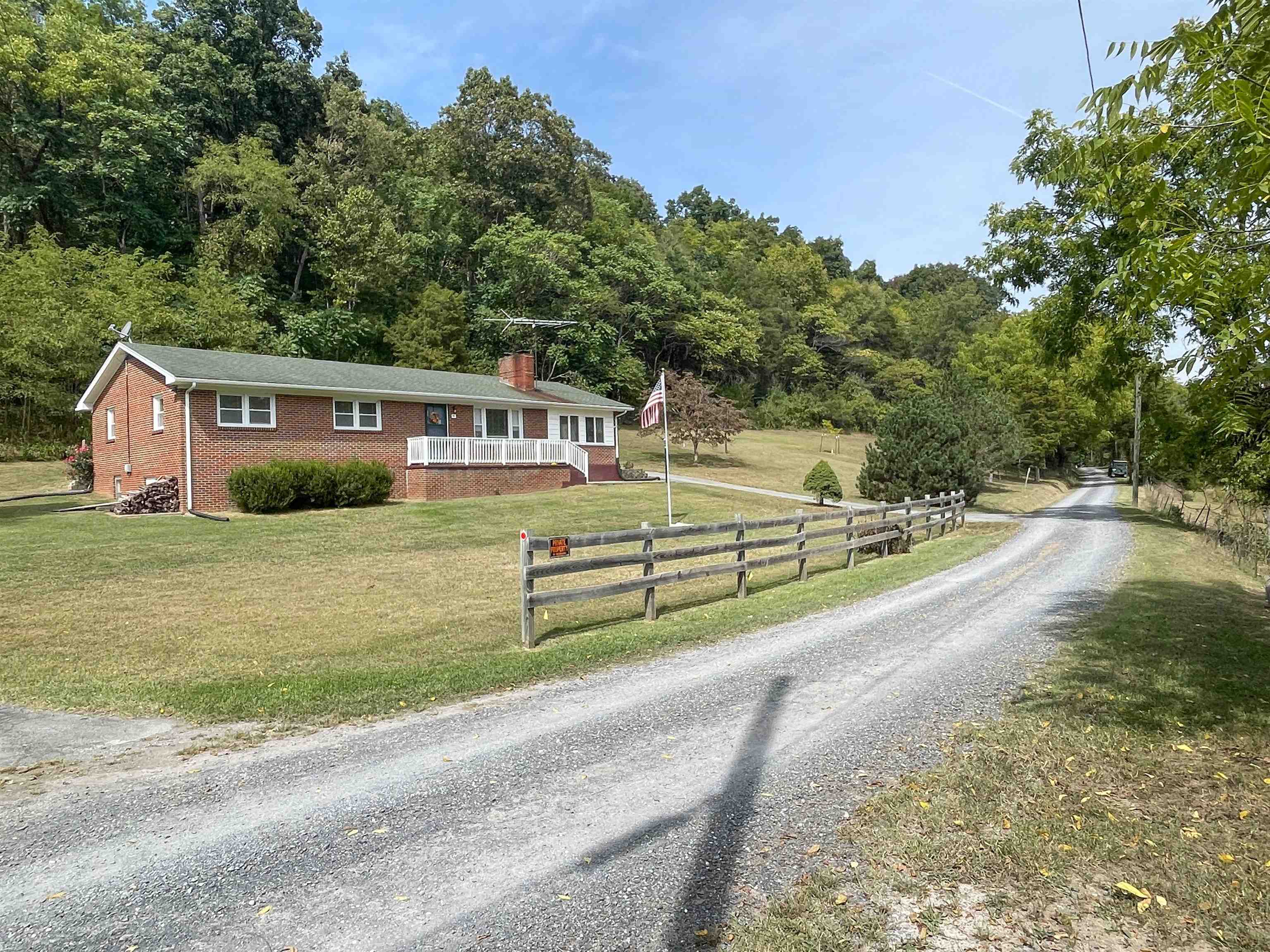 152 Keyes Mill Rd