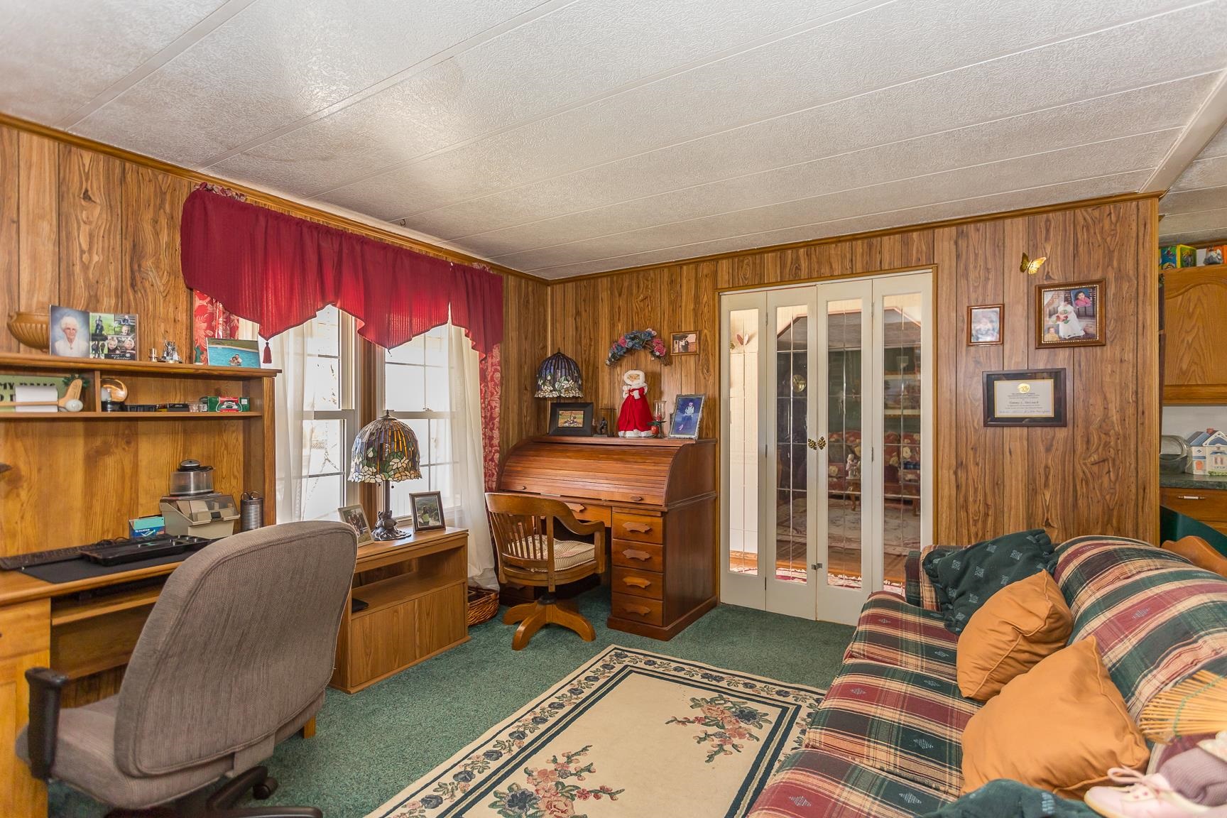 2518 Estaline Valley Rd