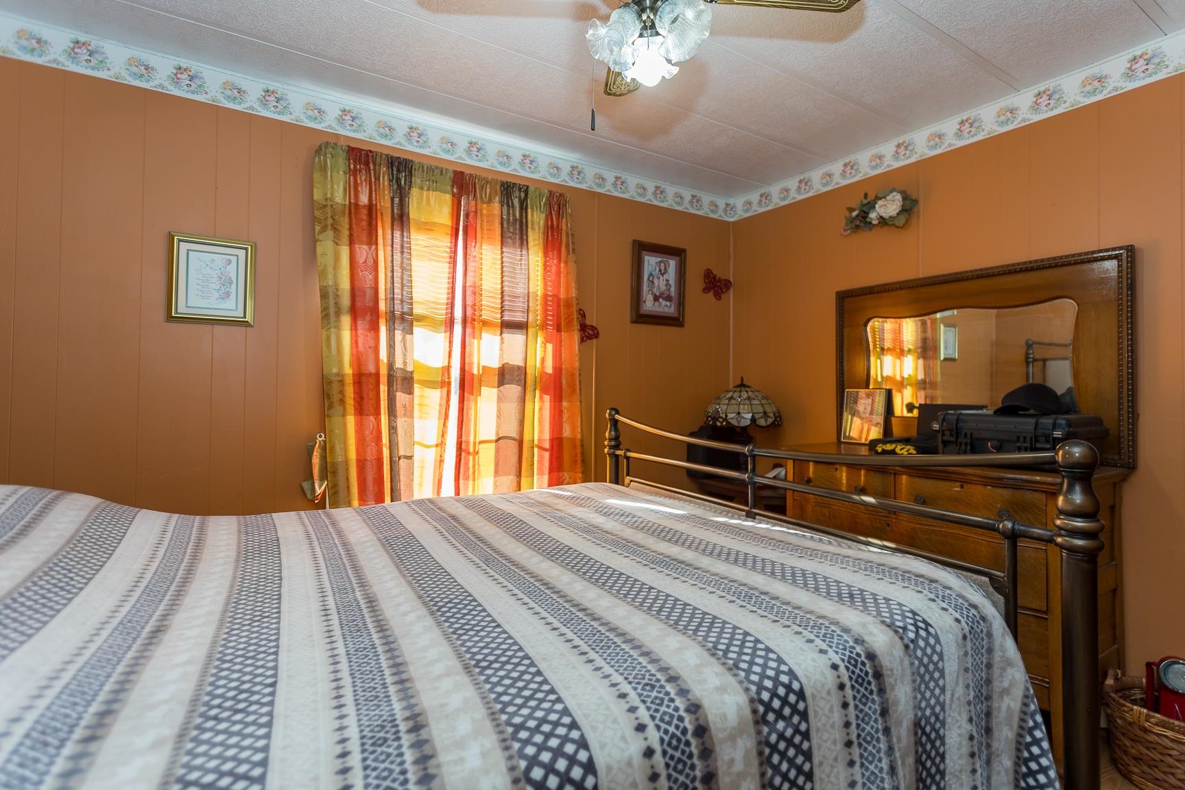 2518 Estaline Valley Rd