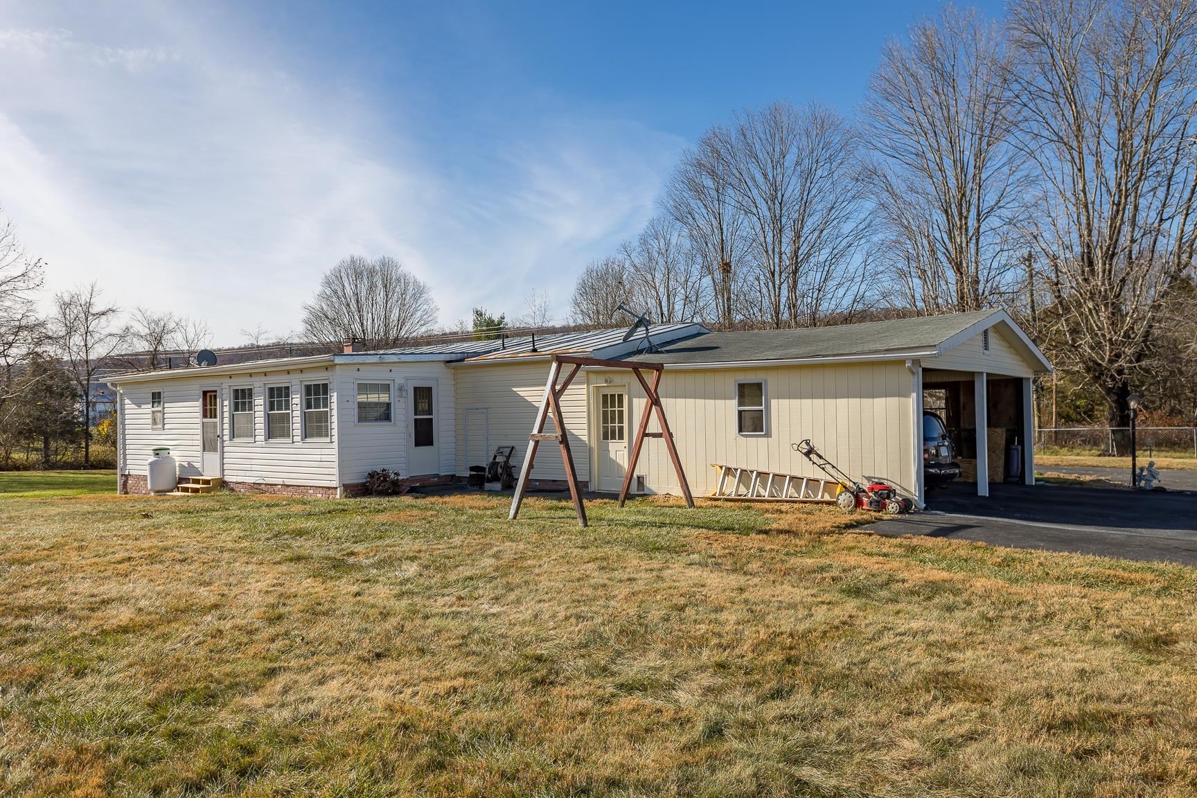 2518 Estaline Valley Rd