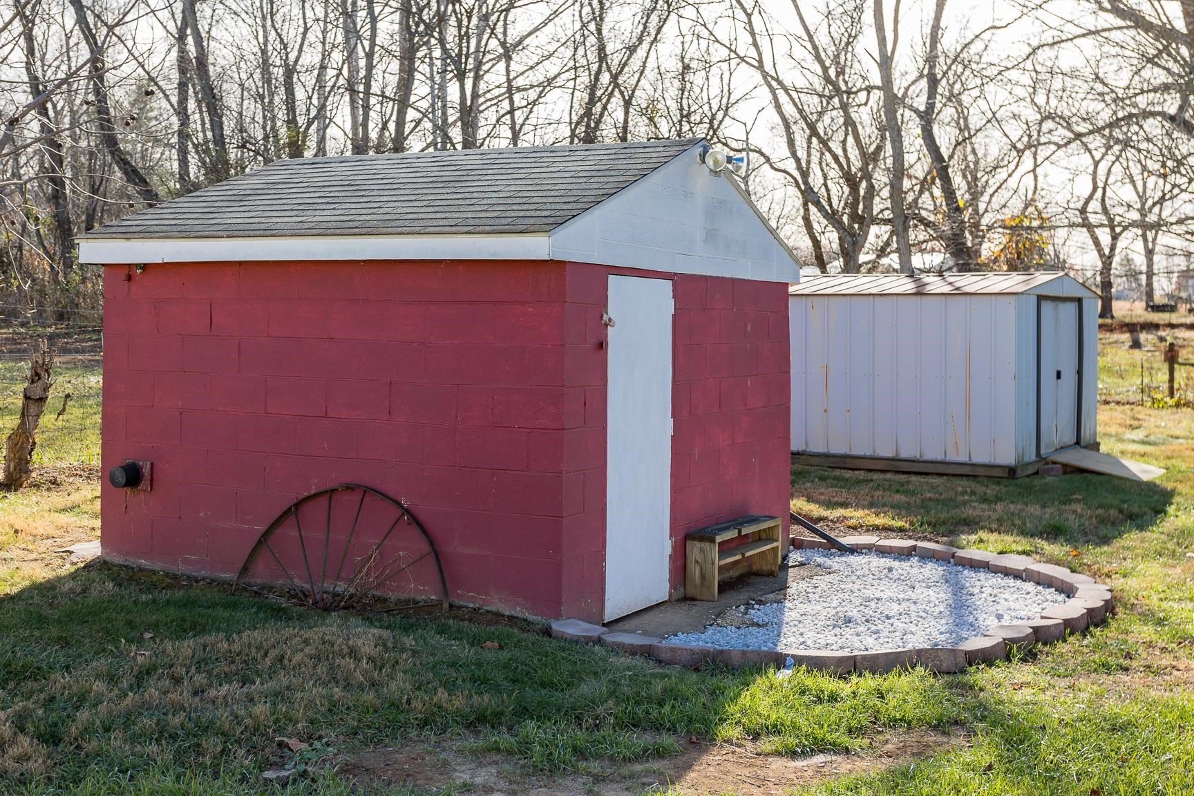 2518 Estaline Valley Rd