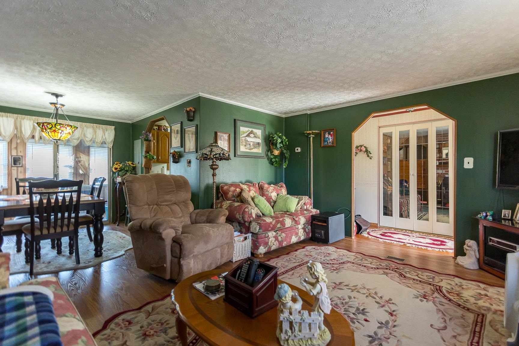 2518 Estaline Valley Rd