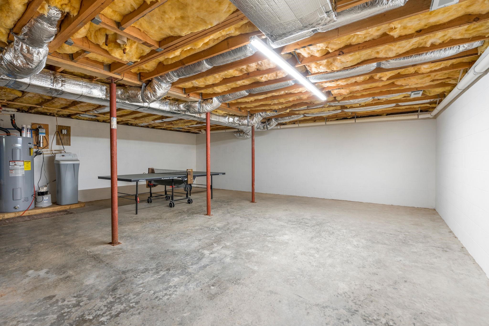 2429 East Side Hwy