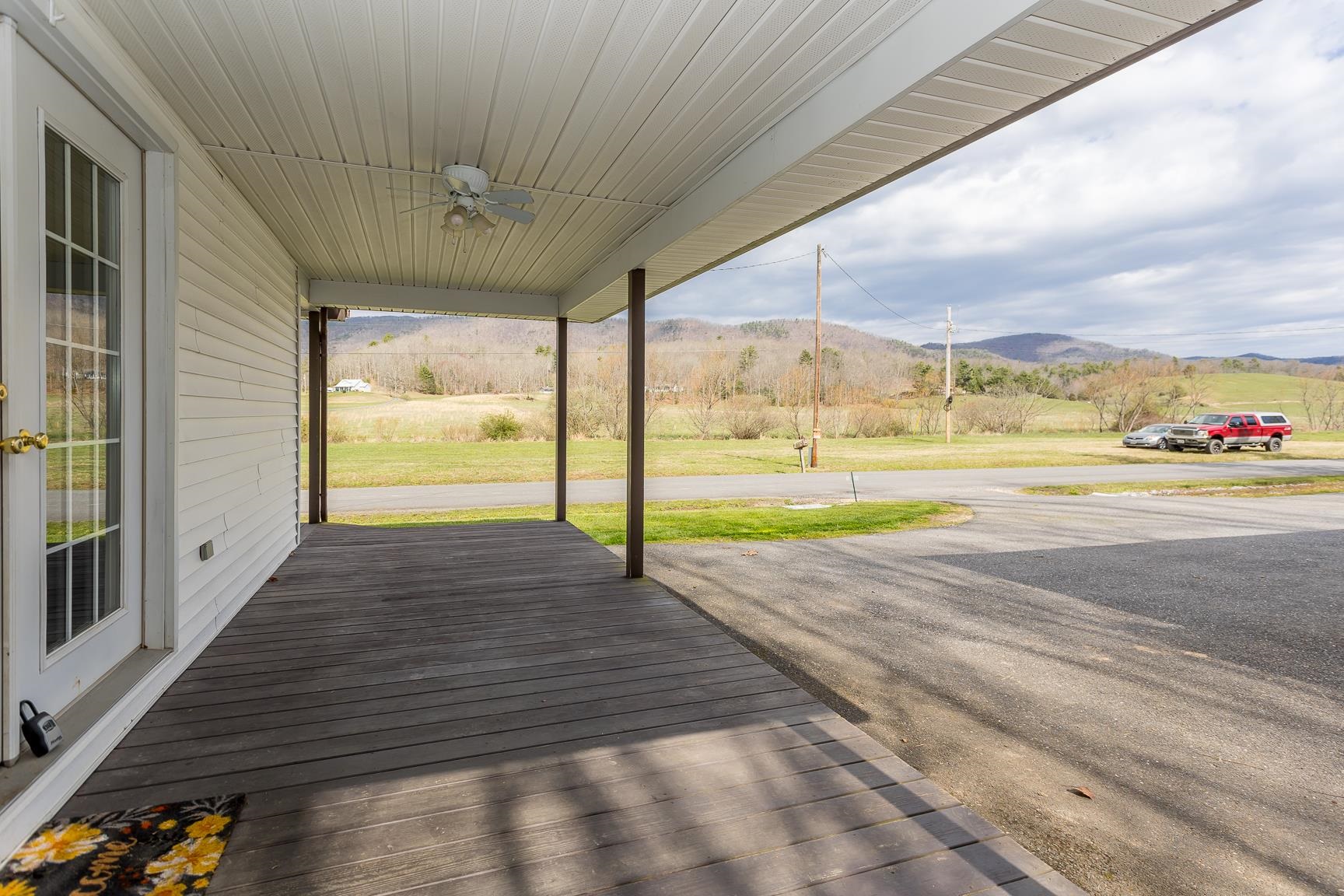 14704 Deerfield Rd