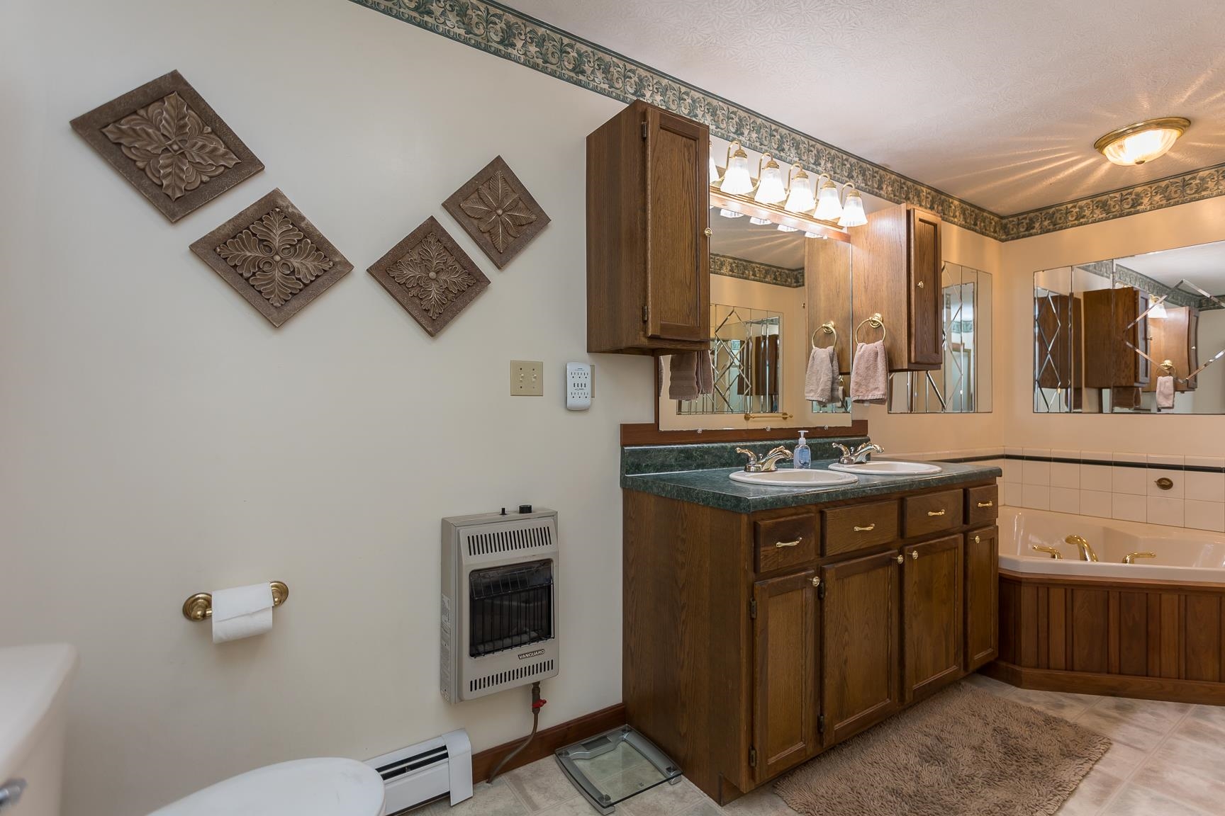 14704 Deerfield Rd