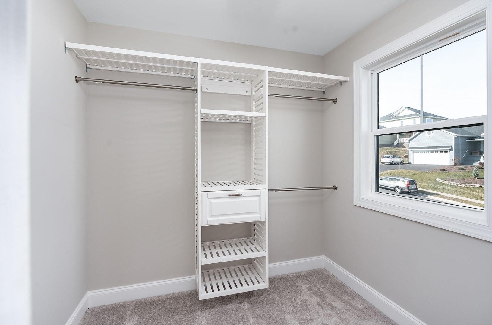 114 Chamberlain Dr