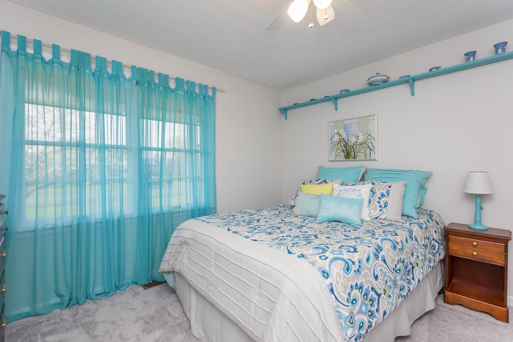 40 Sunset Dr