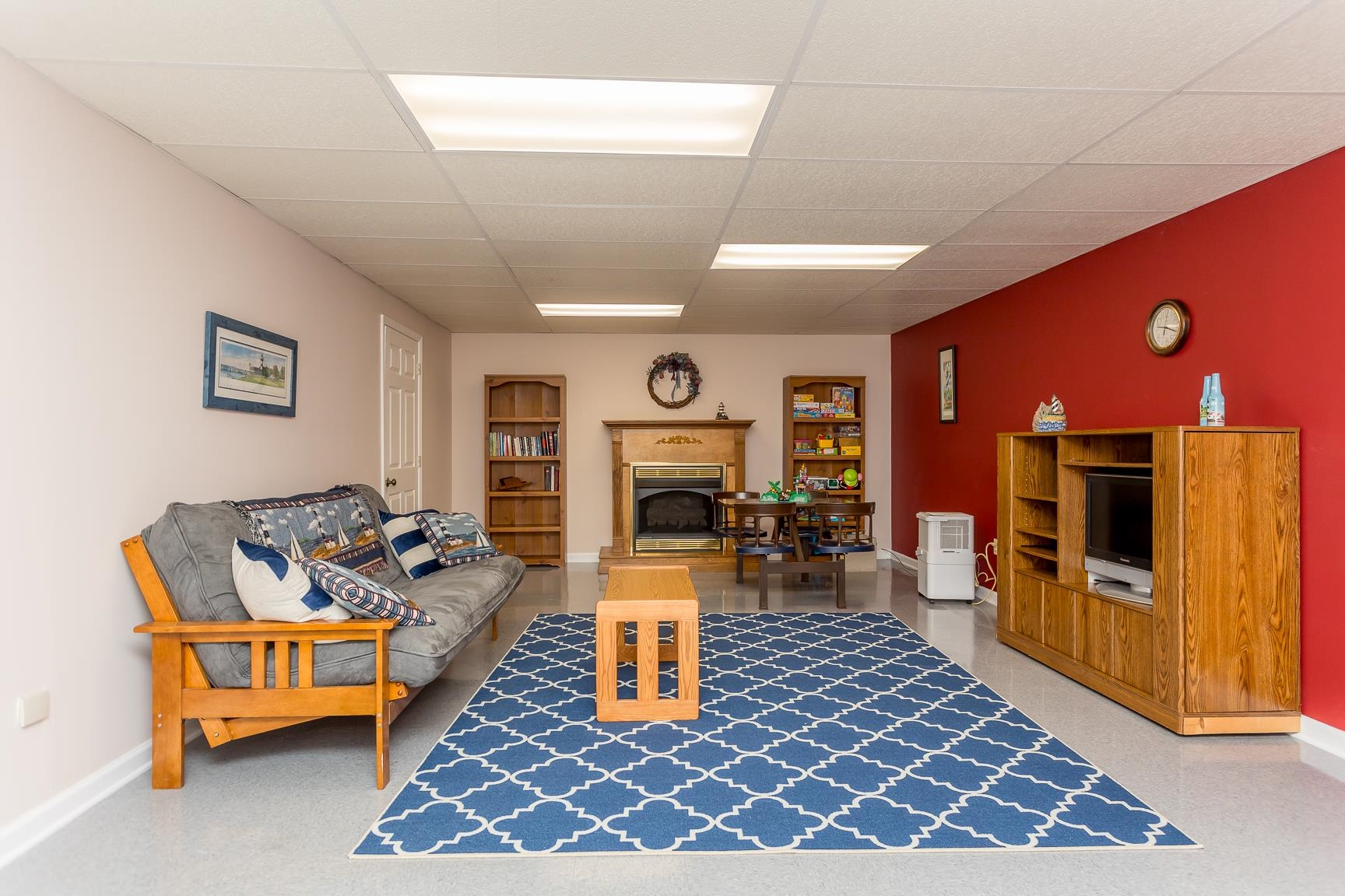 40 Sunset Dr