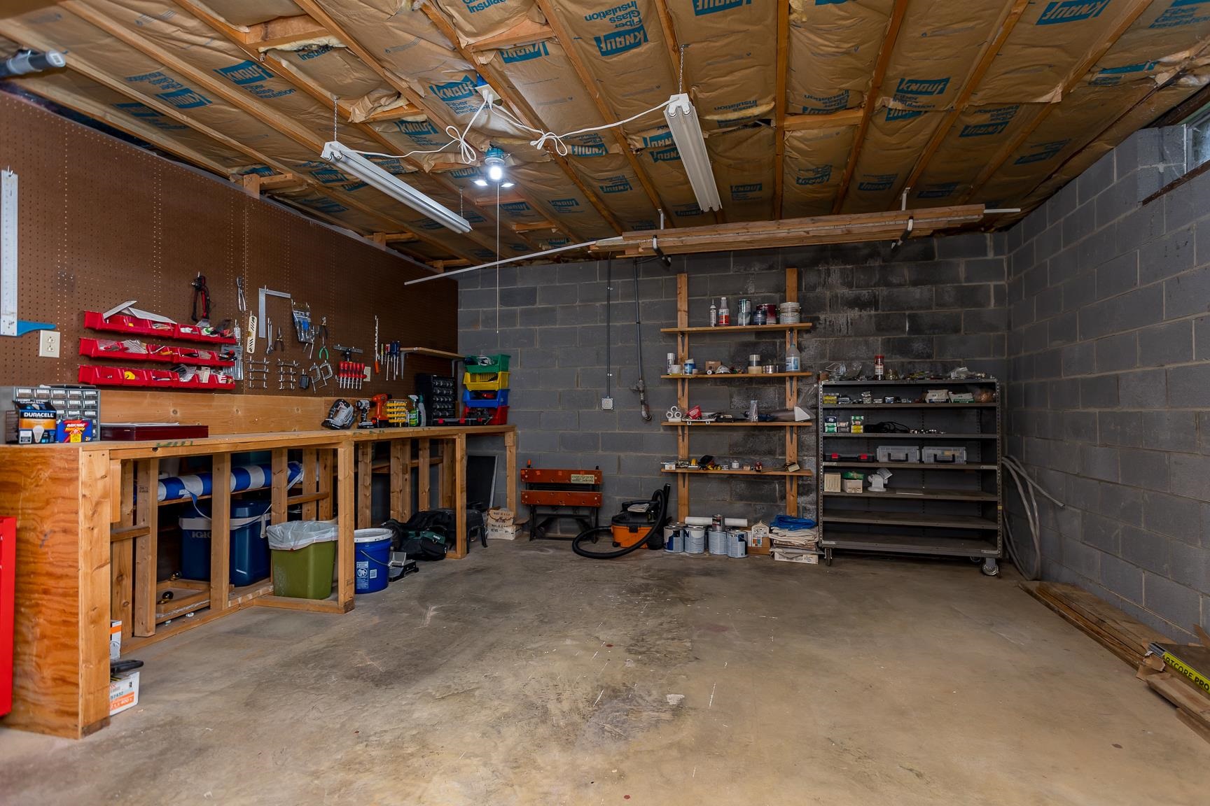40 Sunset Dr