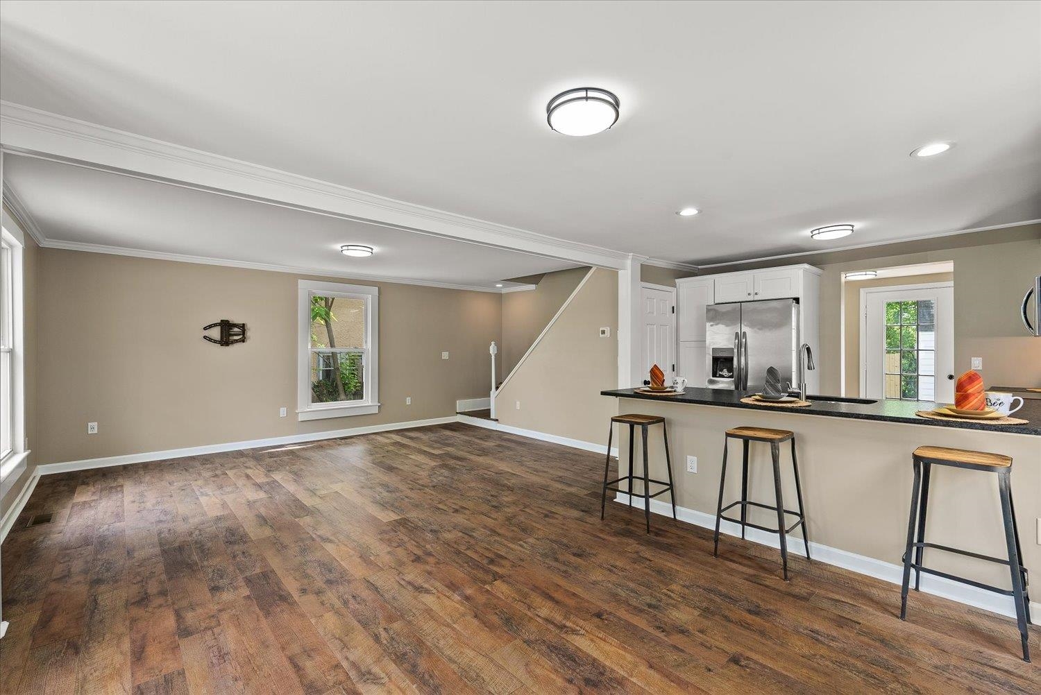 133 Straith St