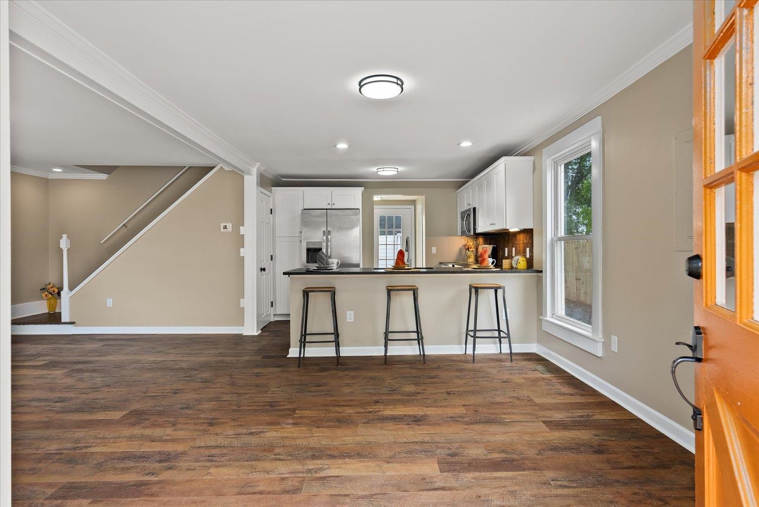133 Straith St