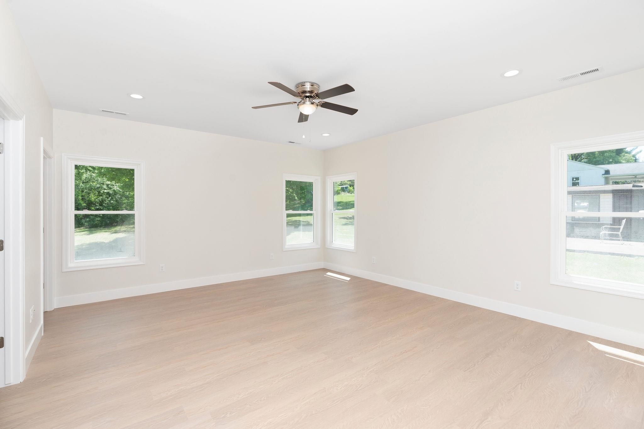228 William Cousins Rd
