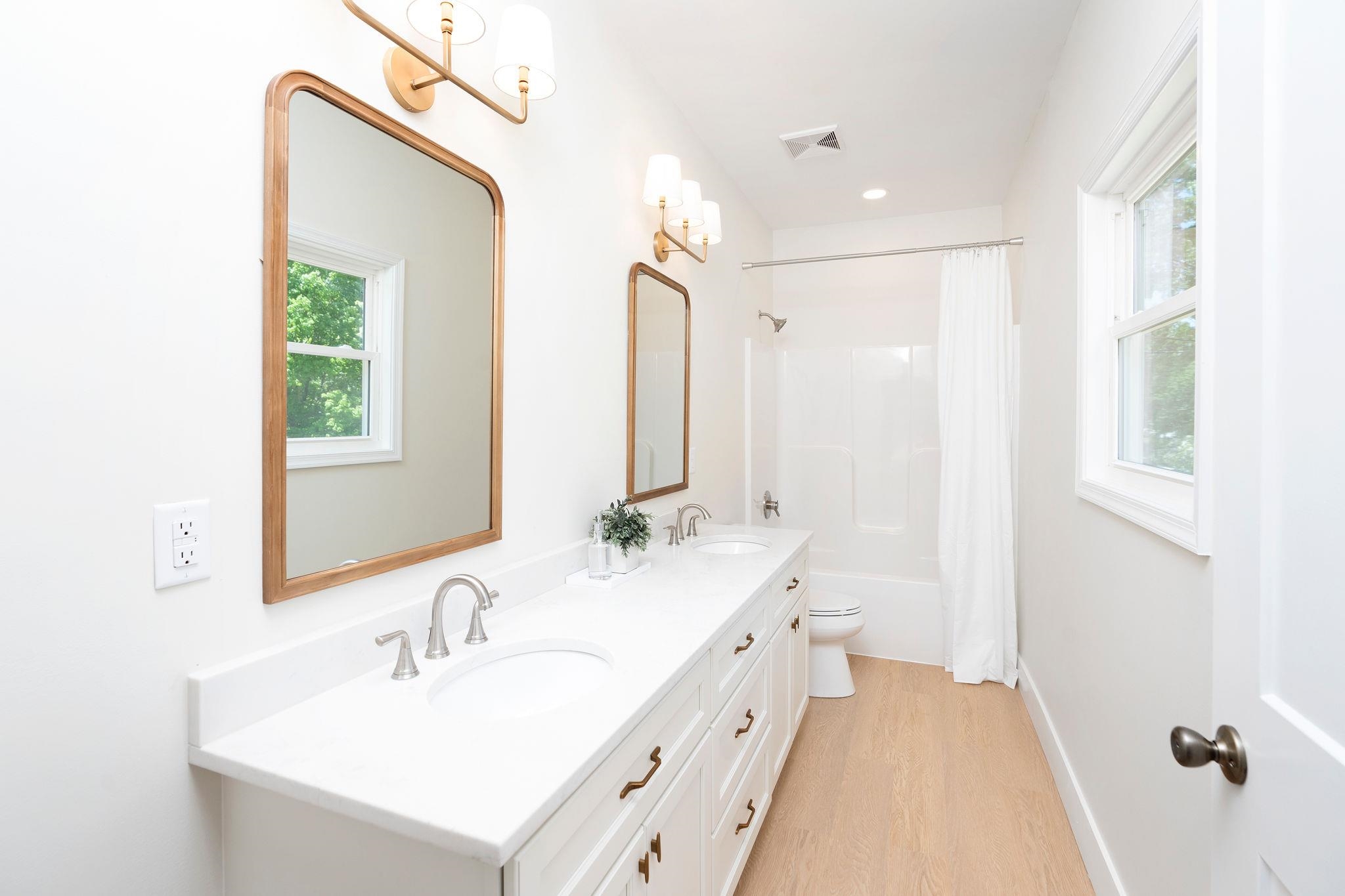 228 William Cousins Rd